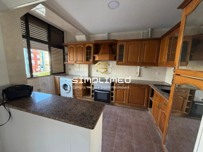 Apartamento T2 para Venda em Barreiro e Lavradio Foto 4