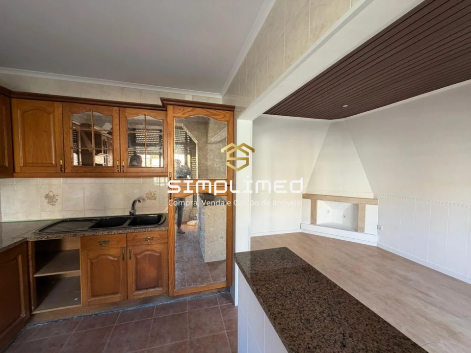 Apartamento T2 para Venda em Barreiro e Lavradio Foto 3