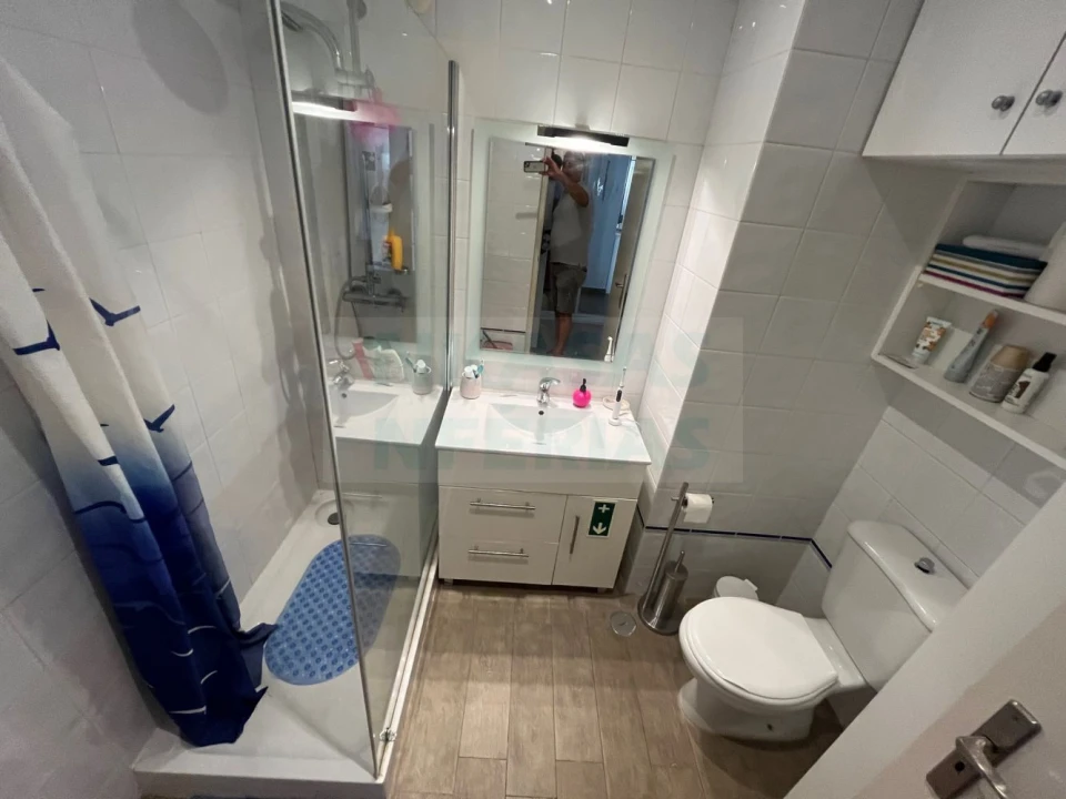 Apartamento T0 para Venda em Portimão Foto 9