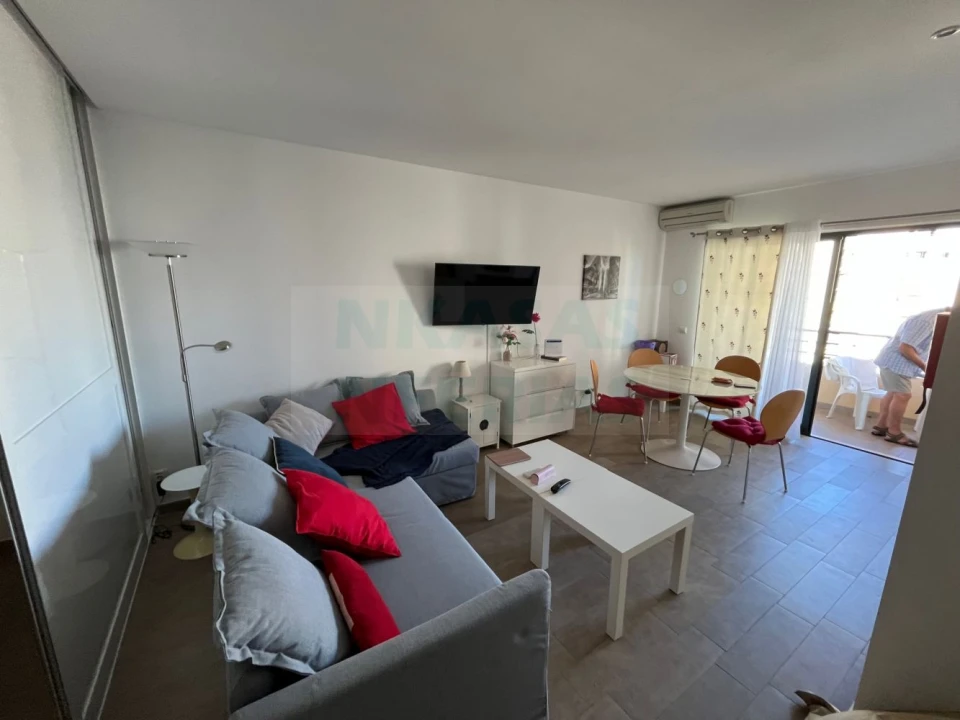 Apartamento T0 para Venda em Portimão Foto 10