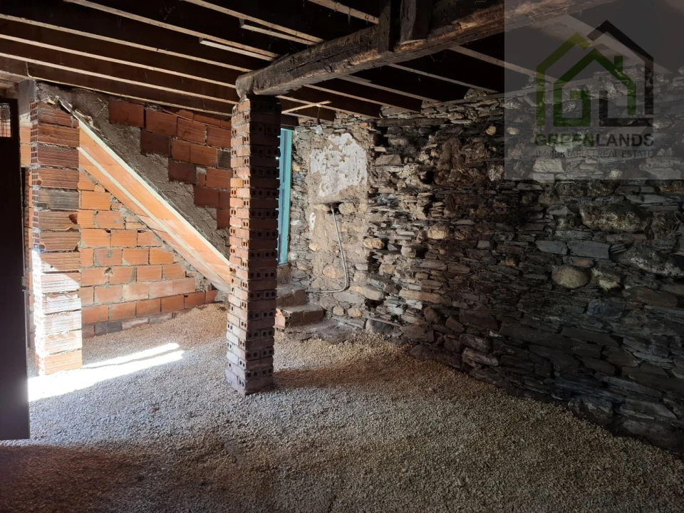 Moradia T2 para Venda em Côja e Barril de Alva Foto 12