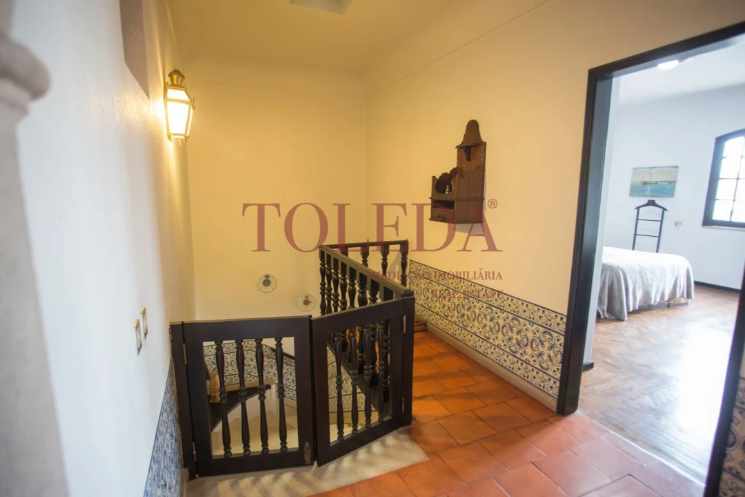 Moradia T7 para Venda em Almeirim Foto 41