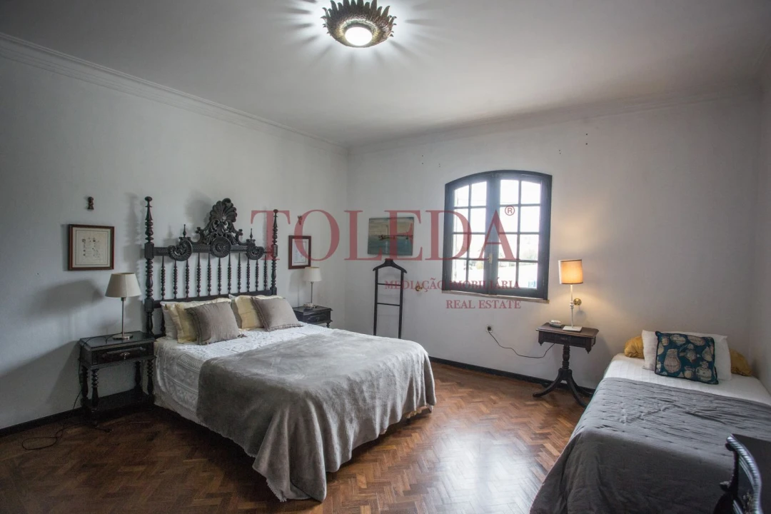 Moradia T7 para Venda em Almeirim Foto 31