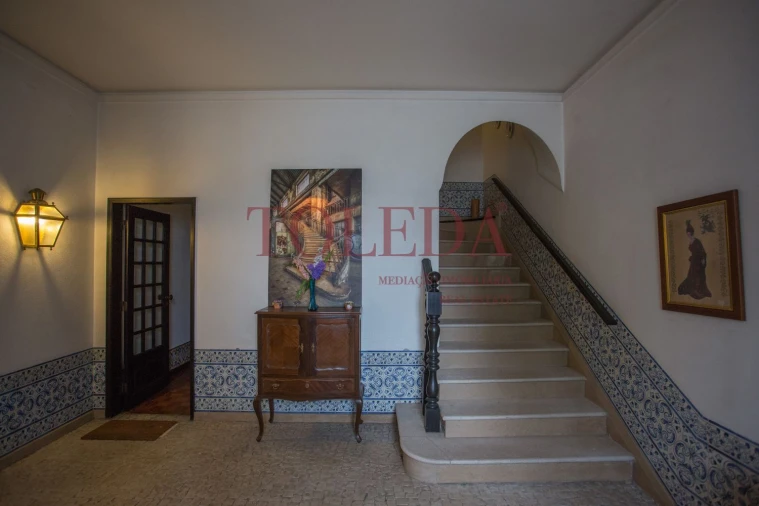 Moradia T7 para Venda em Almeirim Foto 38