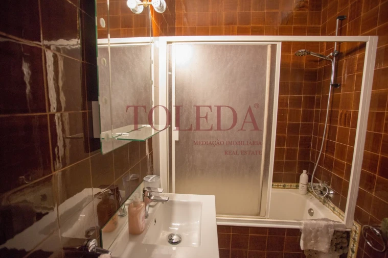 Moradia T7 para Venda em Almeirim Foto 30