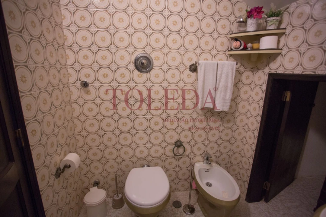 Moradia T7 para Venda em Almeirim Foto 66