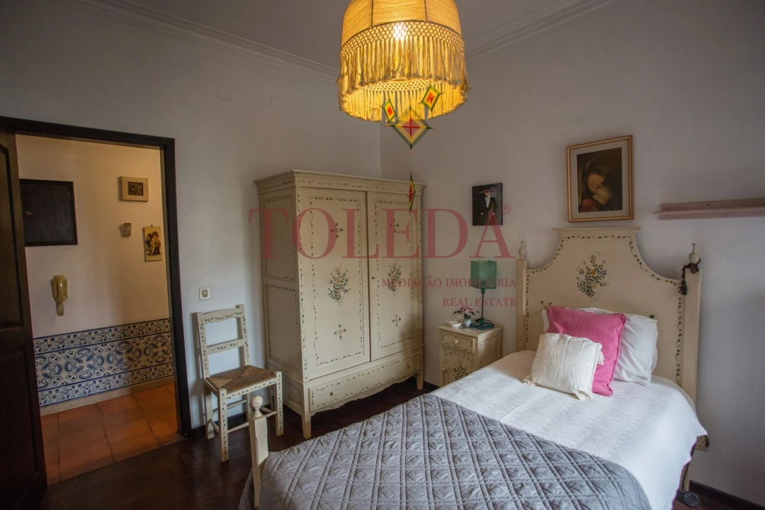 Moradia T7 para Venda em Almeirim Foto 26