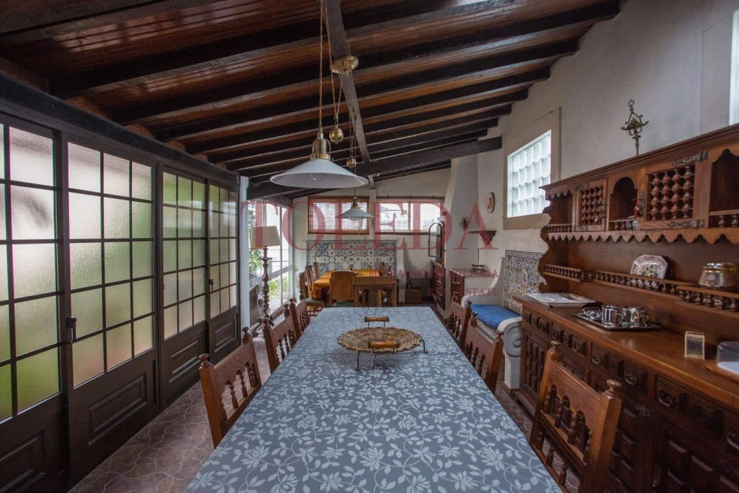 Moradia T7 para Venda em Almeirim Foto 1