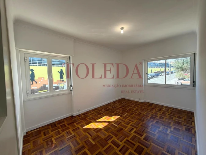 Apartamento T3 para Venda em Águas Livres Foto 6