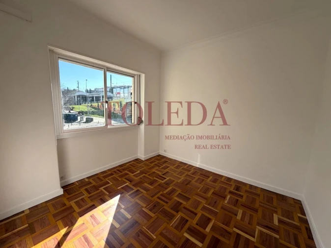 Apartamento T3 para Venda em Águas Livres Foto 13