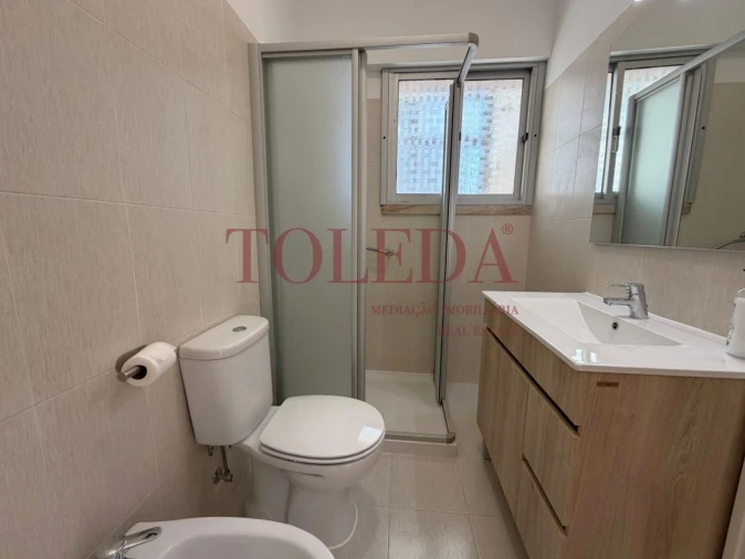 Apartamento T3 para Venda em Águas Livres Foto 15