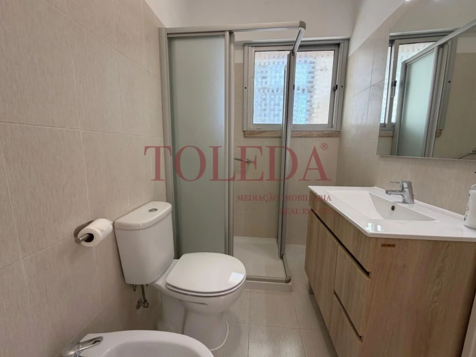 Apartamento T3 para Venda em Águas Livres Foto 15