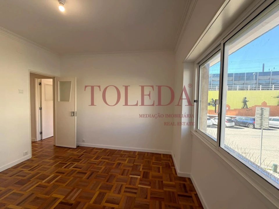 Apartamento T3 para Venda em Águas Livres Foto 9