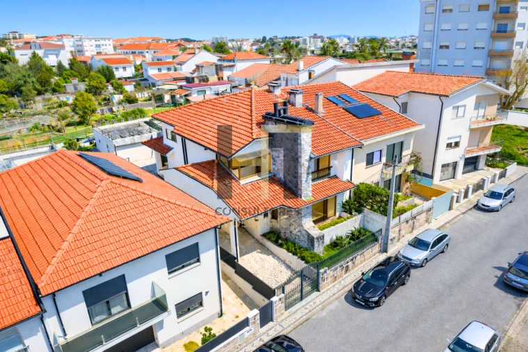 Moradia T4 para Venda em Ermesinde Foto 37