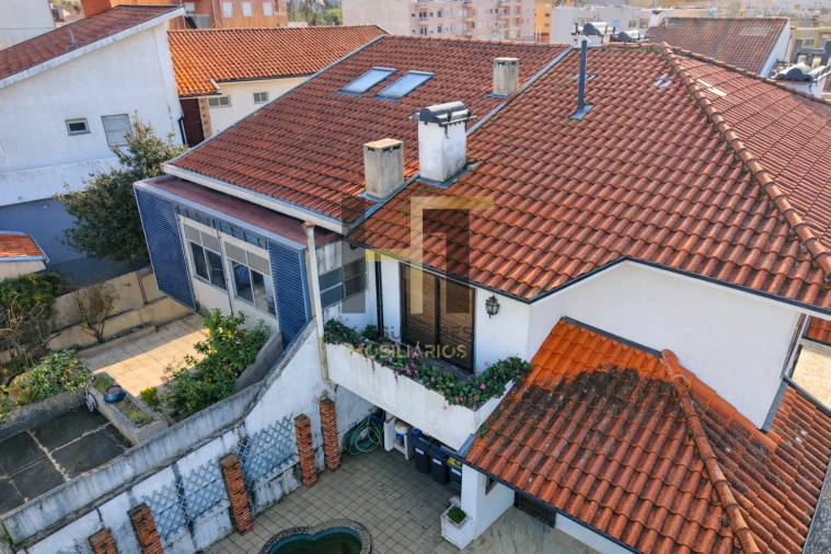 Moradia T4 para Venda em Ermesinde Foto 35