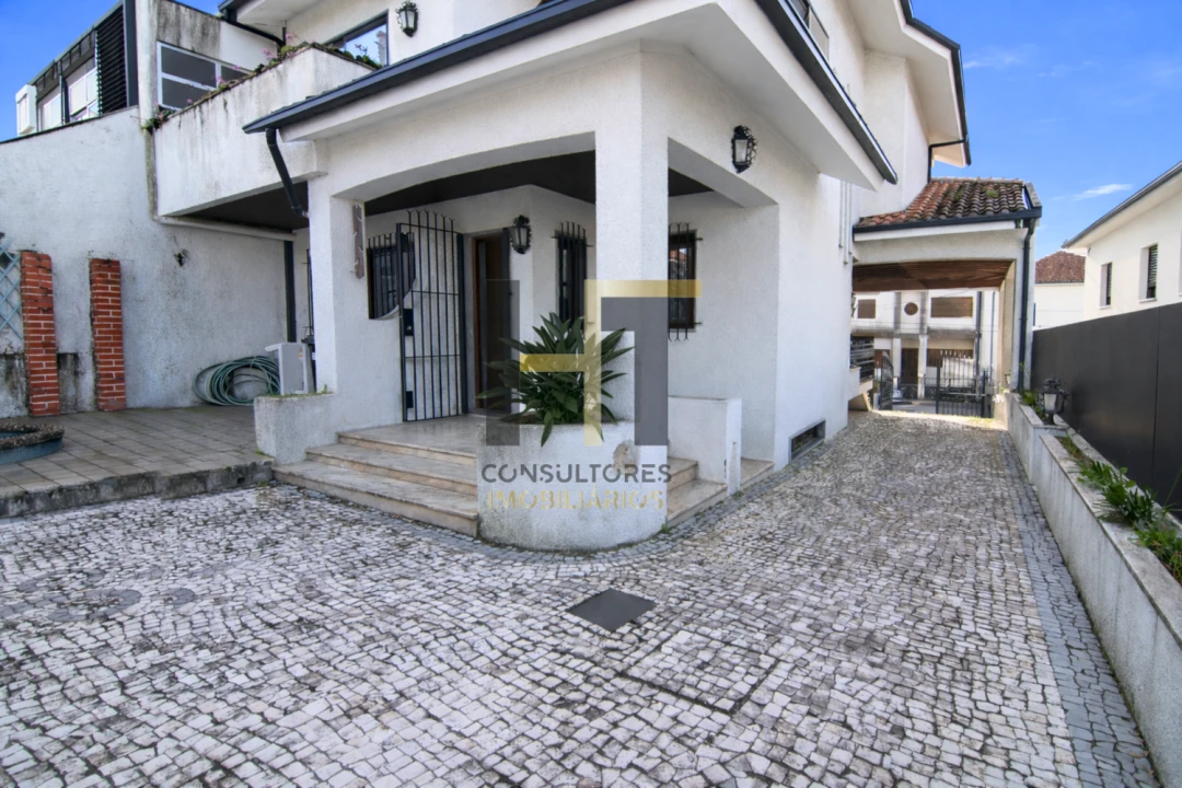 Moradia T4 para Venda em Ermesinde Foto 31