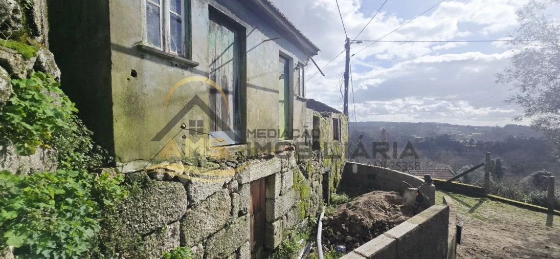 Moradia T2 para Venda em Quinchães Foto 9