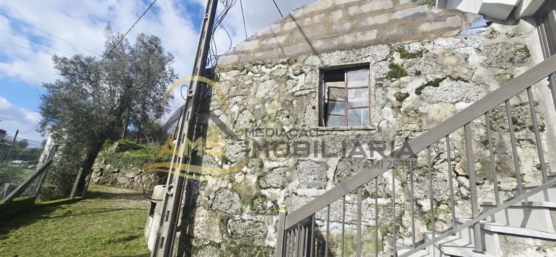 Moradia T2 para Venda em Quinchães Foto 7