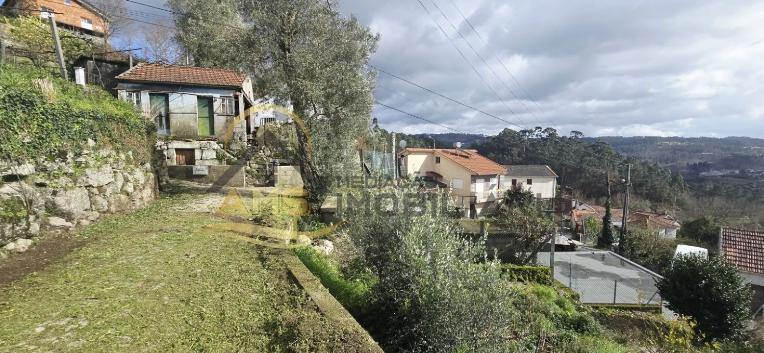 Moradia T2 para Venda em Quinchães Foto 14