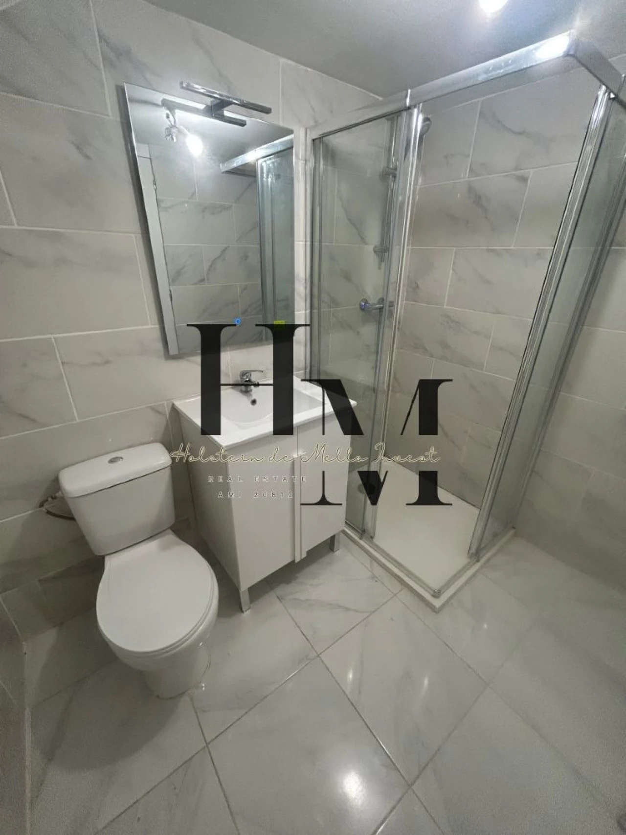 Loja para Venda em Almada, Cova da Piedade, Pragal e Cacilhas Foto 7