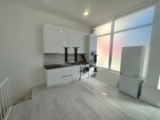 Loja para Venda em Almada, Cova da Piedade, Pragal e Cacilhas Foto 8