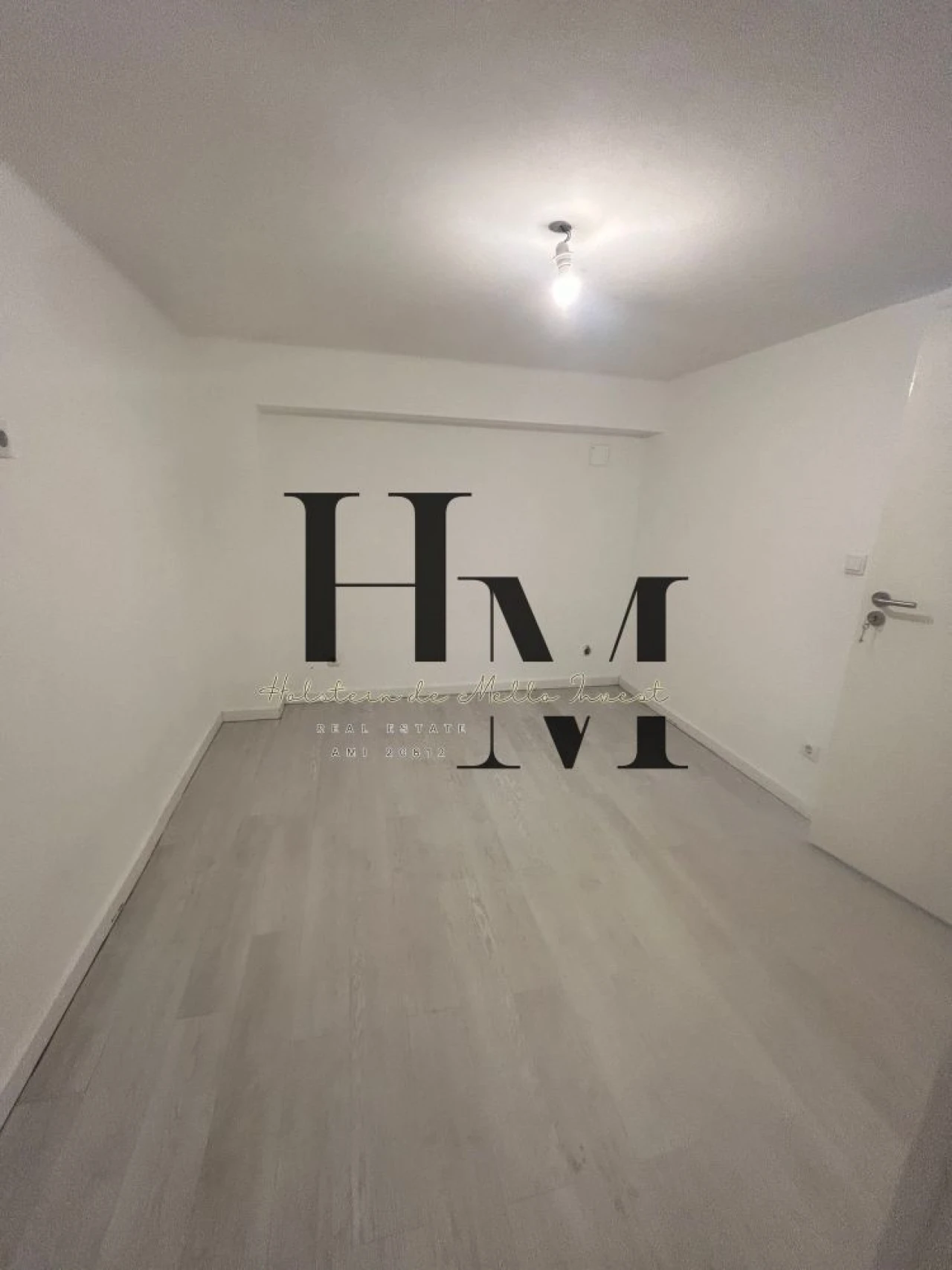 Loja para Venda em Almada, Cova da Piedade, Pragal e Cacilhas Foto 9