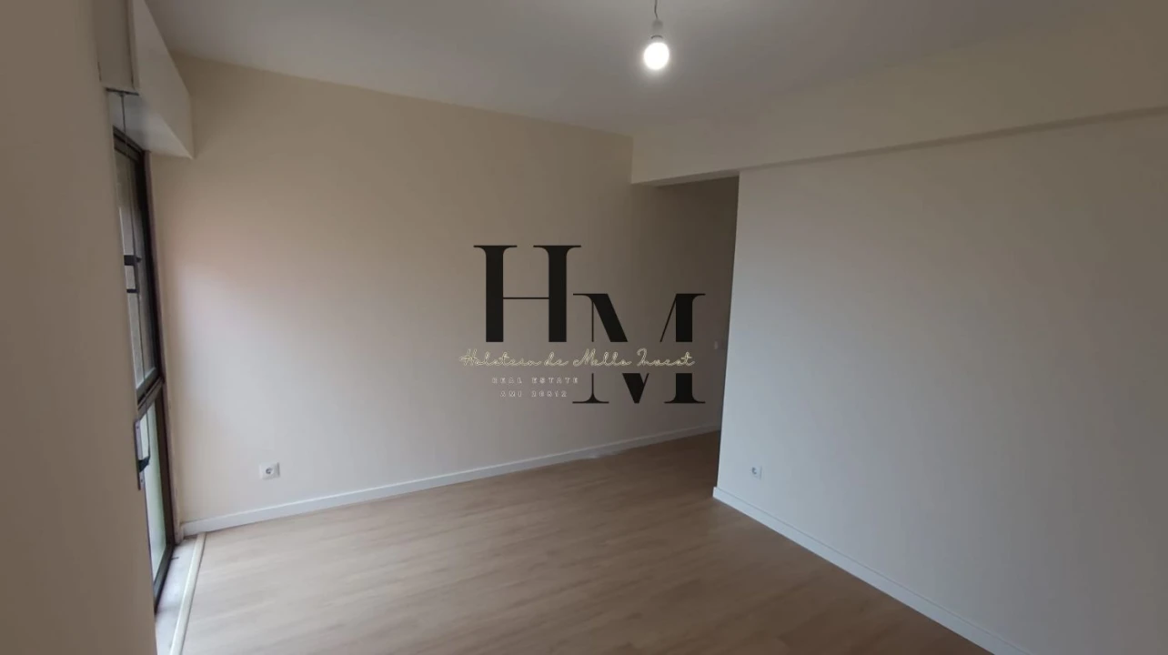 Apartamento T2 para Venda em Algueirão-Mem Martins Foto 32