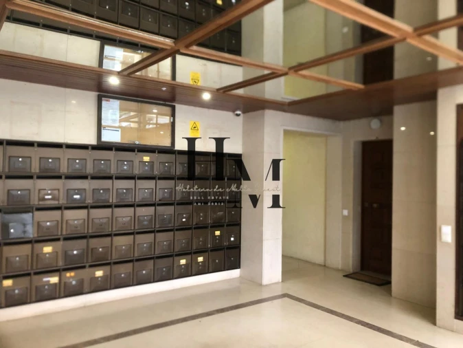 Apartamento T2 para Venda em Algueirão-Mem Martins Foto 44