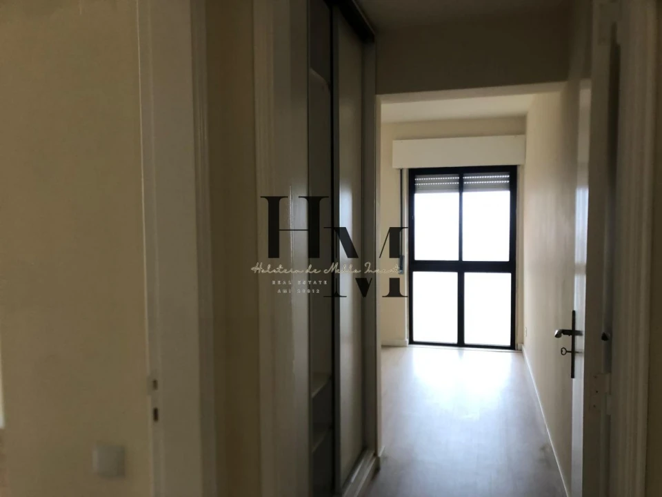 Apartamento T2 para Venda em Algueirão-Mem Martins Foto 22