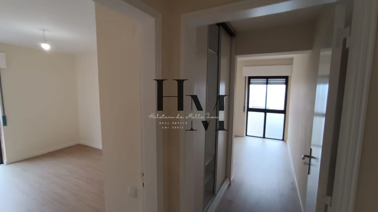 Apartamento T2 para Venda em Algueirão-Mem Martins Foto 29