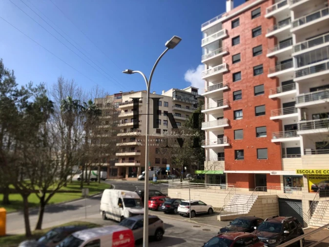 Apartamento T3 para Venda em Odivelas Foto 26