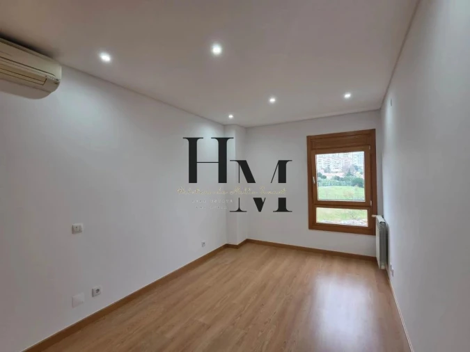 Apartamento T3 para Venda em Odivelas Foto 18