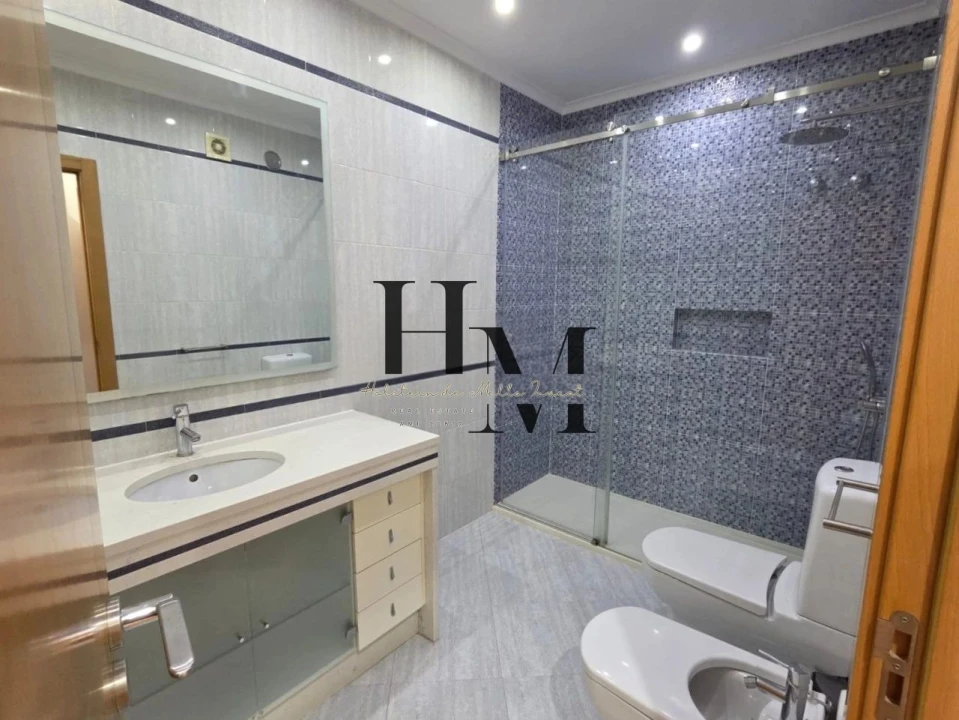 Apartamento T3 para Venda em Odivelas Foto 17