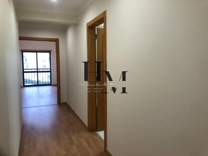 Apartamento T3 para Venda em Rio de Mouro Foto 19