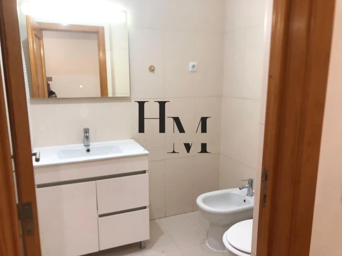 Apartamento T3 para Venda em Rio de Mouro Foto 8