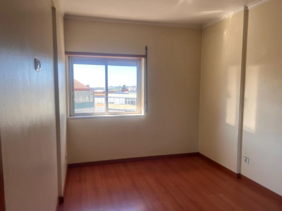 Apartamento T2 para Venda em Queluz e Belas Foto 9