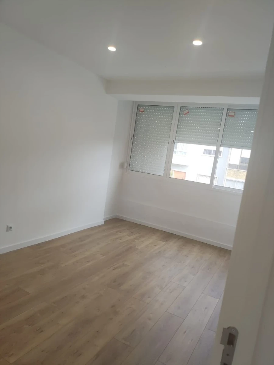 Apartamento T2 para Venda em Falagueira-Venda Nova Foto 15