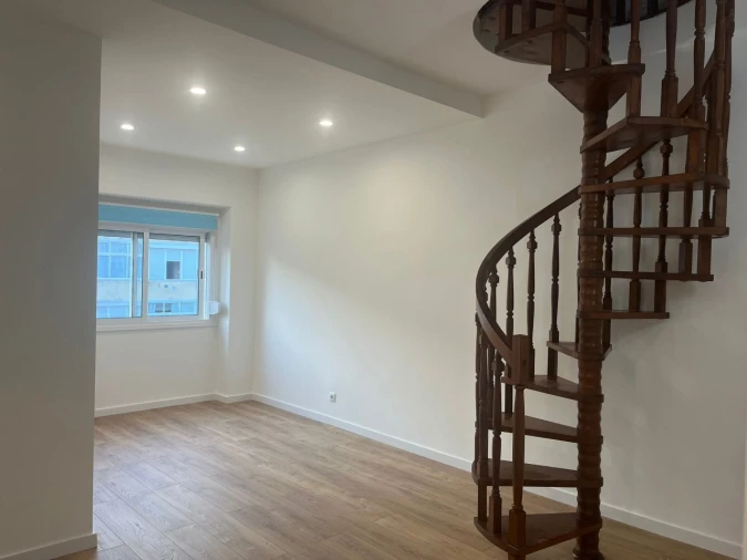 Apartamento T2 para Venda em Falagueira-Venda Nova Foto 20