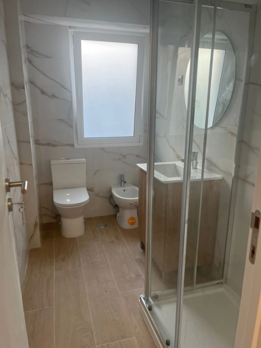 Apartamento T2 para Venda em Falagueira-Venda Nova Foto 8