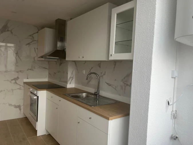 Apartamento T2 para Venda em Falagueira-Venda Nova Foto 5