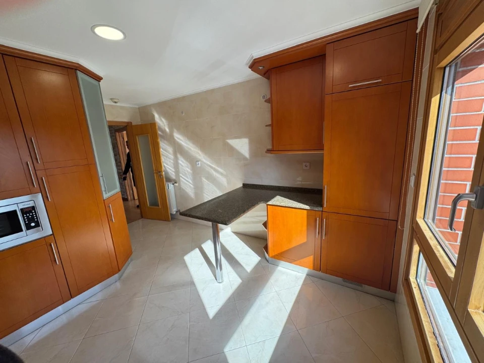 Apartamento T3 para Venda em Odivelas Foto 3