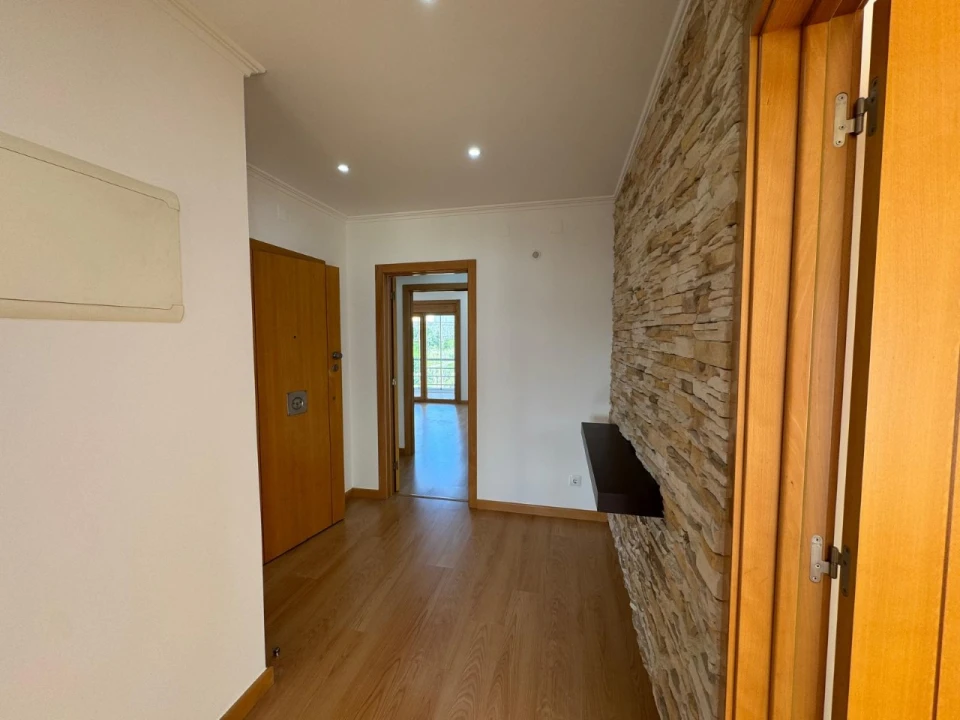 Apartamento T3 para Venda em Odivelas Foto 8