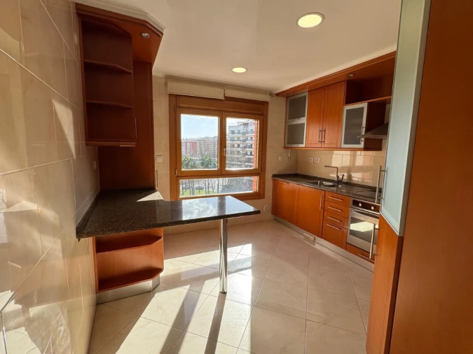 Apartamento T3 para Venda em Odivelas Foto 4