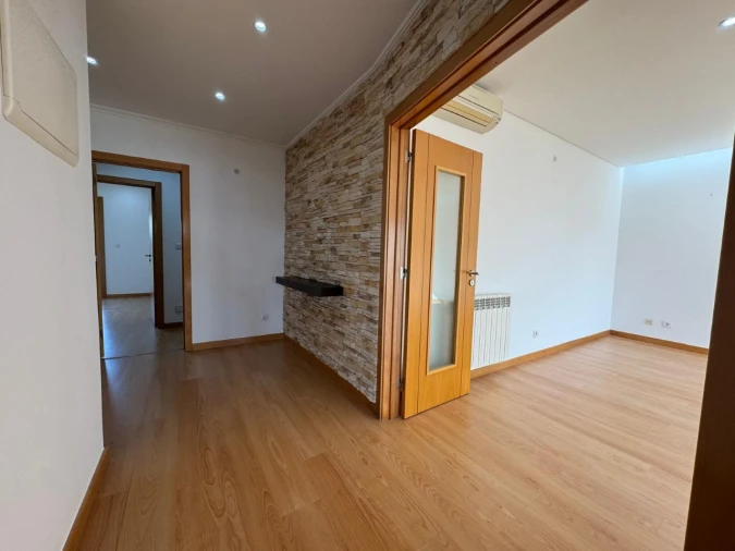 Apartamento T3 para Venda em Odivelas Foto 7