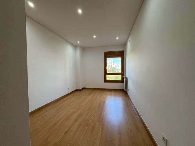Apartamento T3 para Venda em Odivelas Foto 18