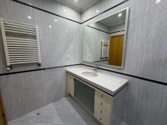 Apartamento T3 para Venda em Odivelas Foto 22