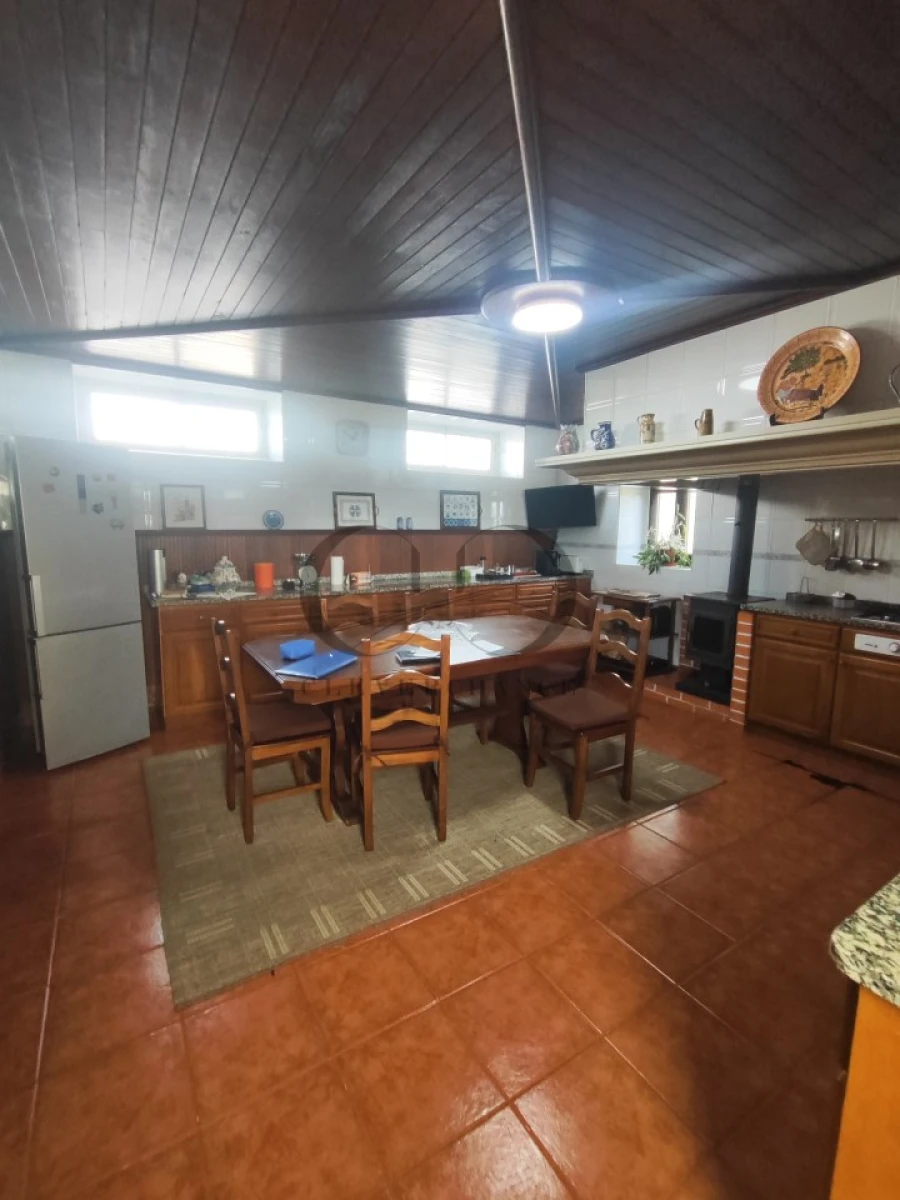 Moradia T4 para Venda em Sandim, Olival, Lever e Crestuma Foto 4