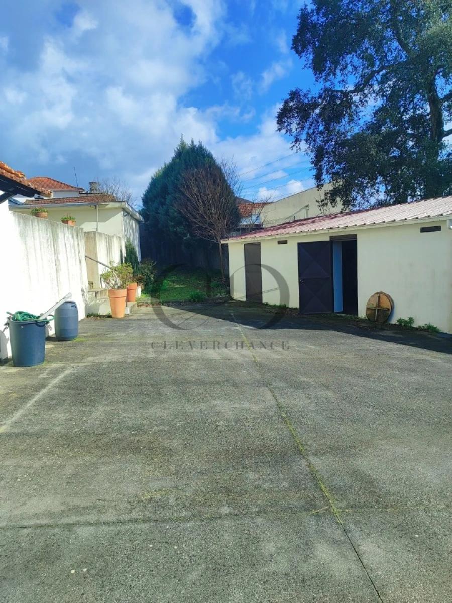 Moradia T4 para Venda em Sandim, Olival, Lever e Crestuma Foto 32