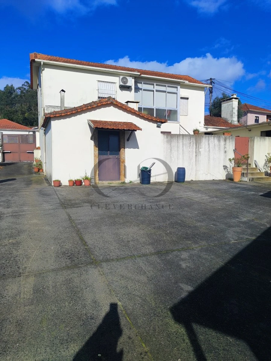 Moradia T4 para Venda em Sandim, Olival, Lever e Crestuma Foto 34