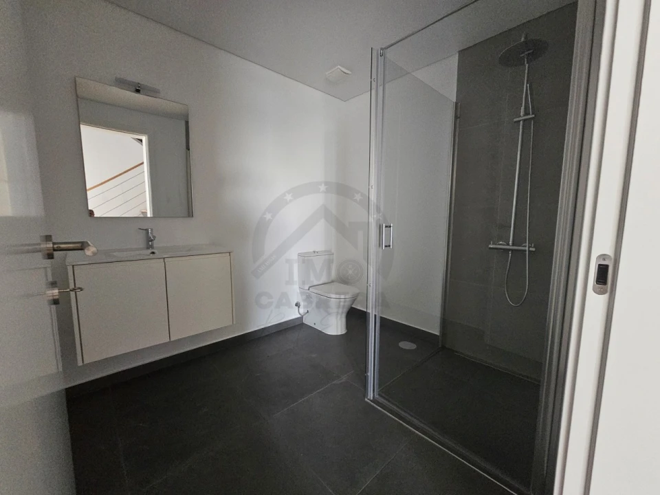 Moradia T3 para Venda em Camara de Lobos Foto 25